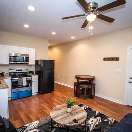 Hackberry St #A Renovated 2Br/2Ba Near Downtown Apartment San Antonio Luaran gambar